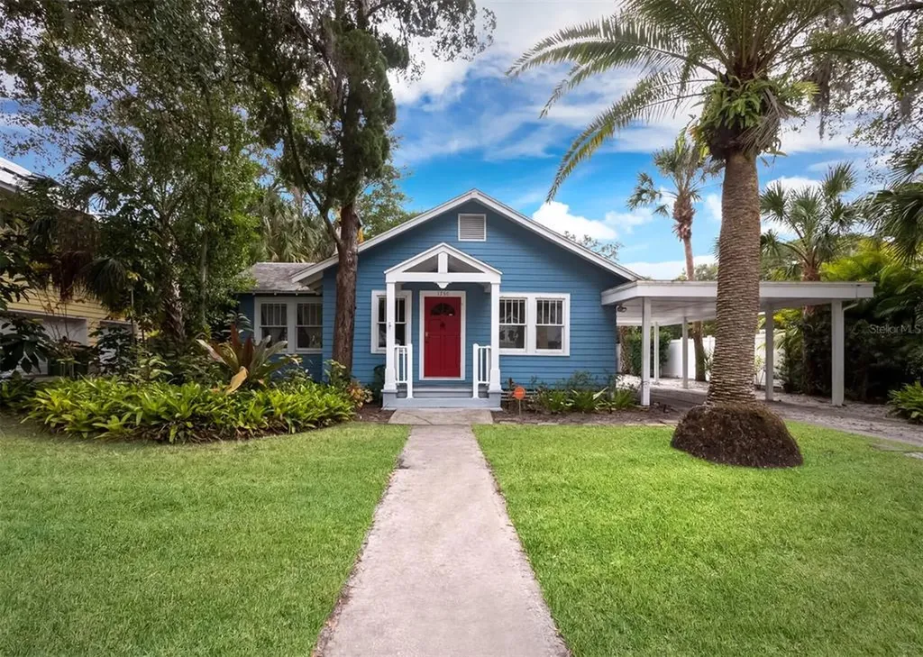 1750 Oval Drive S Sarasota FL 34239