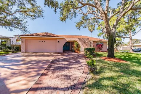 5580 Venetian Boulevard NE St Petersburg FL 33703