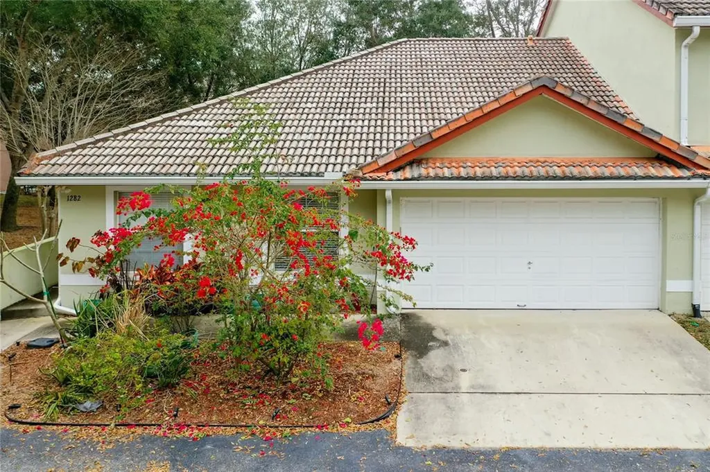 1282 N Fairway Drive Apopka FL 32712