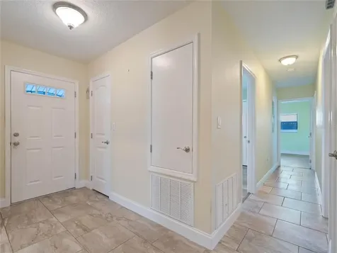 2412 Caribbean Court Orlando FL 32805