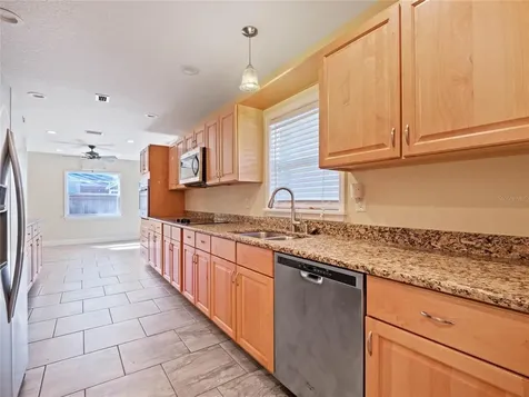 2412 Caribbean Court Orlando FL 32805