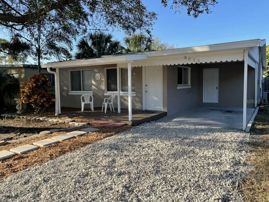 8055 49th Avenue N St Petersburg FL 33709