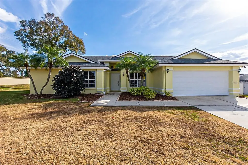 881 Stratford Drive Lakeland FL 33813
