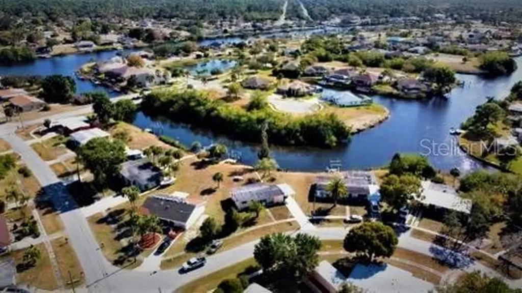 6405 Freemont Street North Port FL 34287