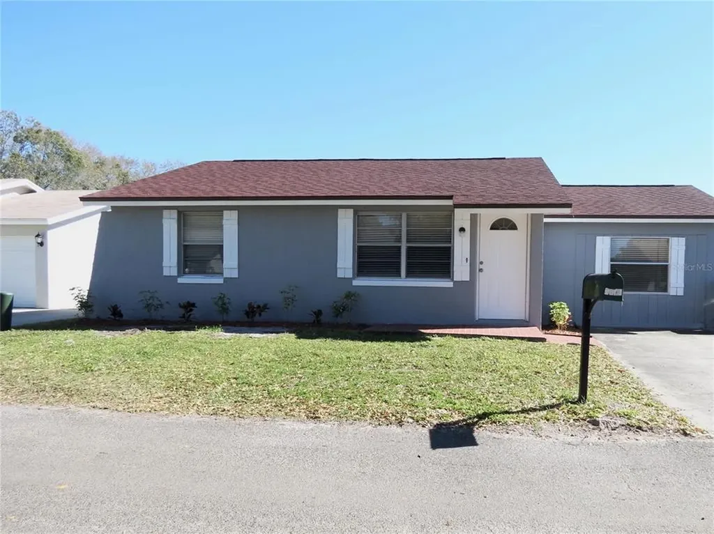 8905 High Ridge Court Tampa FL 33634