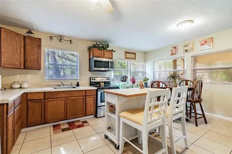 10415 Gloria Street Gibsonton FL 33534