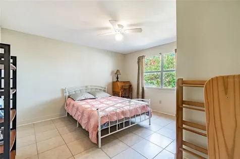 10415 Gloria Street Gibsonton FL 33534