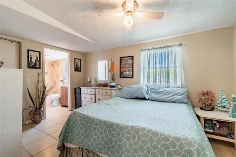 10415 Gloria Street Gibsonton FL 33534