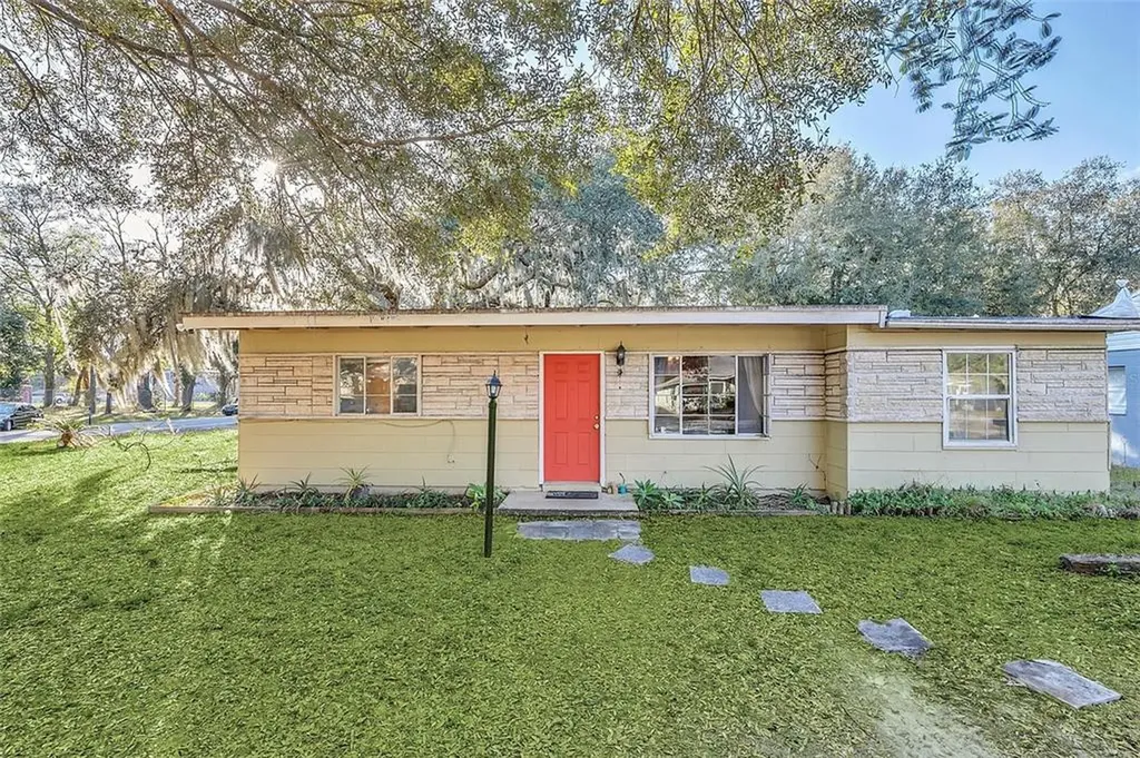 2524 Yale Avenue Sanford FL 32773
