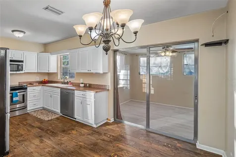 7860 42nd Way N Pinellas Park FL 33781