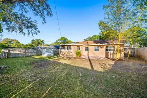 7860 42nd Way N Pinellas Park FL 33781