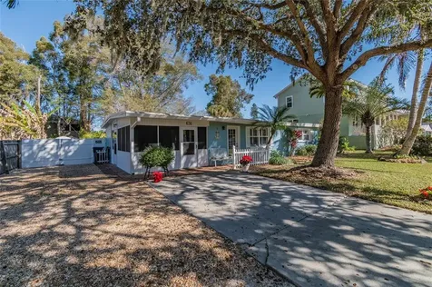 636 46th Street W Palmetto FL 34221