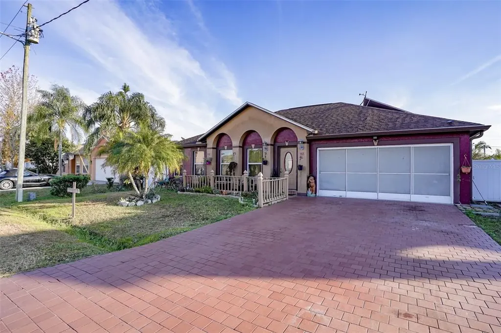 355 Corsica Court Kissimmee FL 34758