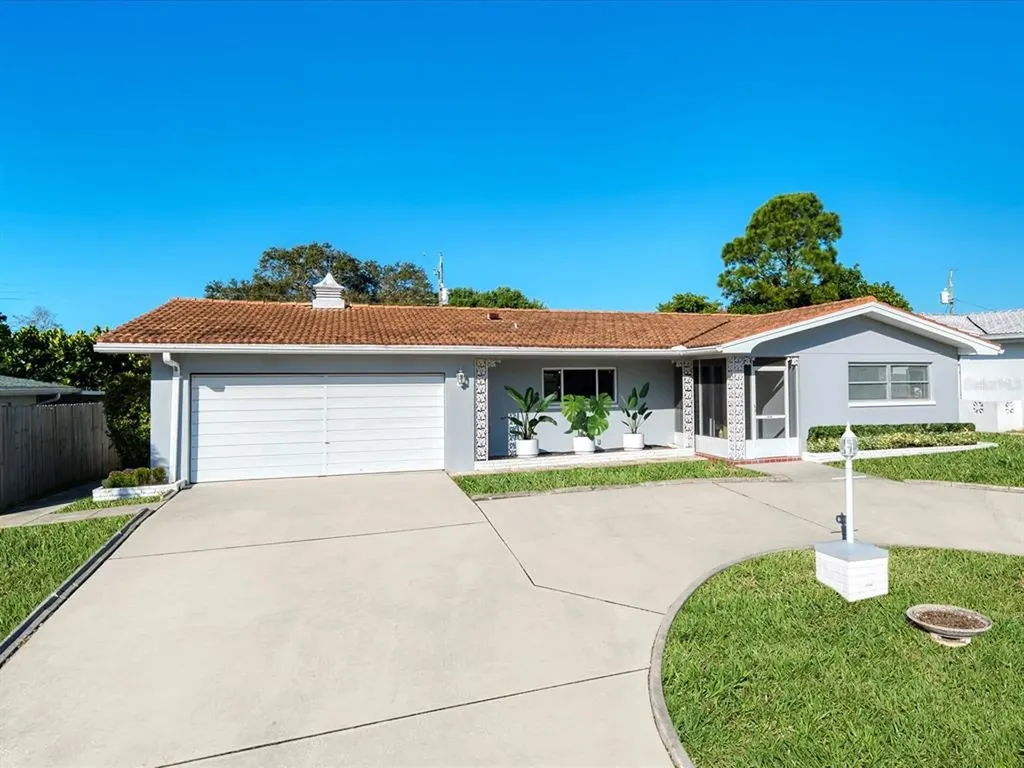 1470 Hill Drive Largo FL 33770