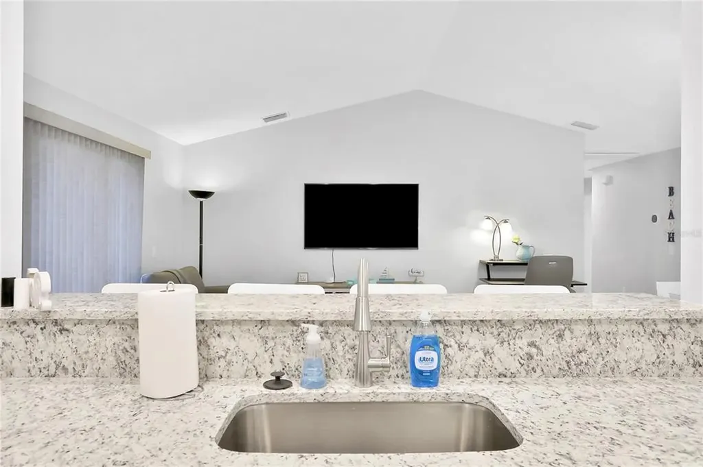 1004 42nd Terrace E Bradenton FL 34208