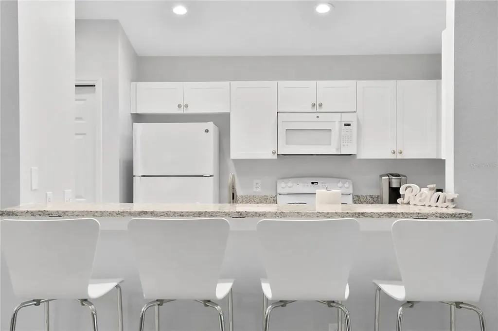 1004 42nd Terrace E Bradenton FL 34208