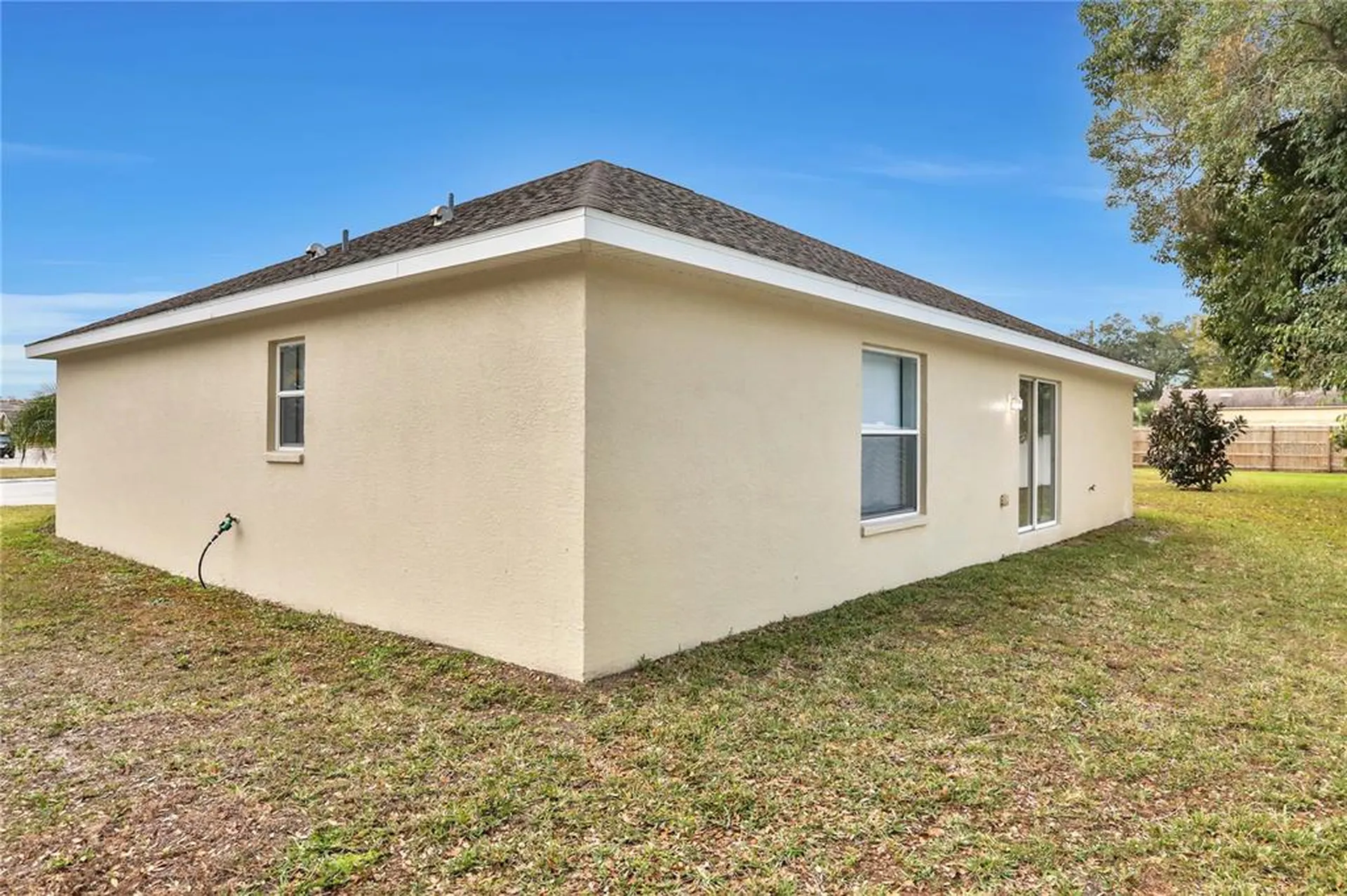 1004 42nd Terrace E Bradenton FL 34208