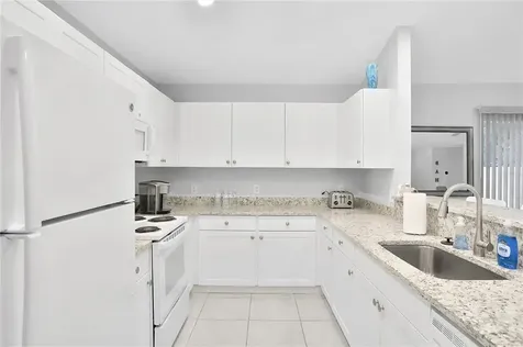 1004 42nd Terrace E Bradenton FL 34208