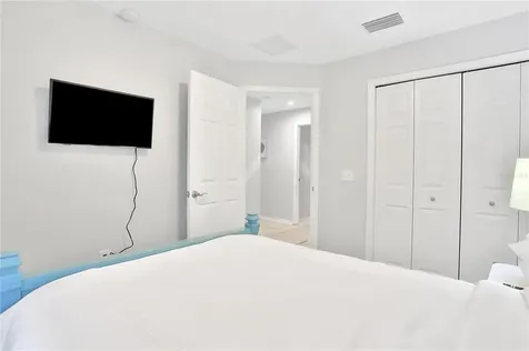 1004 42nd Terrace E Bradenton FL 34208