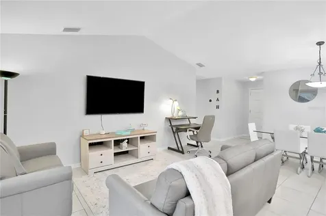 1004 42nd Terrace E Bradenton FL 34208