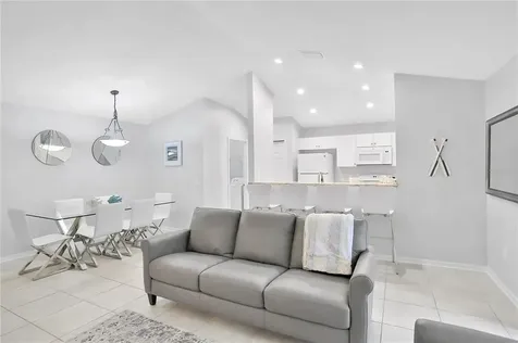 1004 42nd Terrace E Bradenton FL 34208