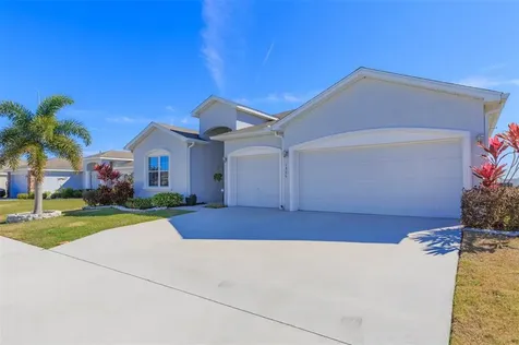 1566 Shorewood Drive Auburndale FL 33823