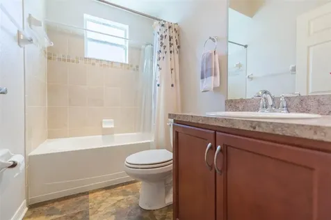 1566 Shorewood Drive Auburndale FL 33823