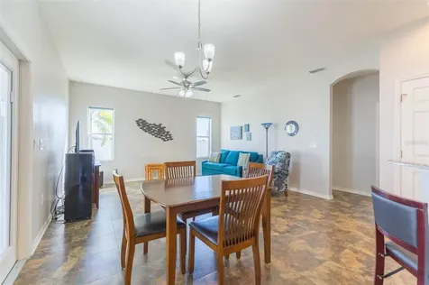1566 Shorewood Drive Auburndale FL 33823