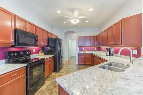 1566 Shorewood Drive Auburndale FL 33823