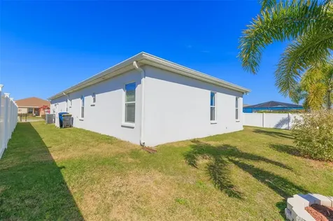 1566 Shorewood Drive Auburndale FL 33823