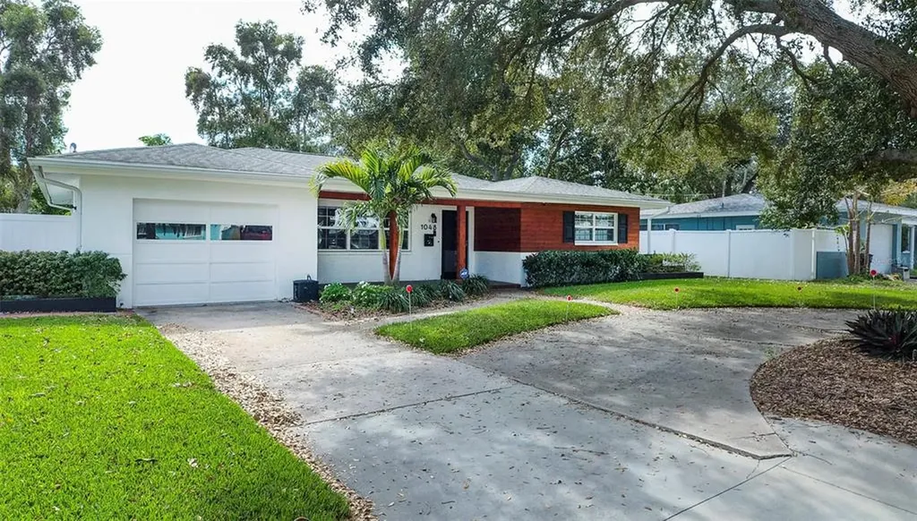 1048 40th Avenue NE St Petersburg FL 33703