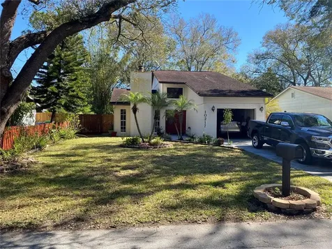 10217 N Oklawaha Avenue Tampa FL 33617