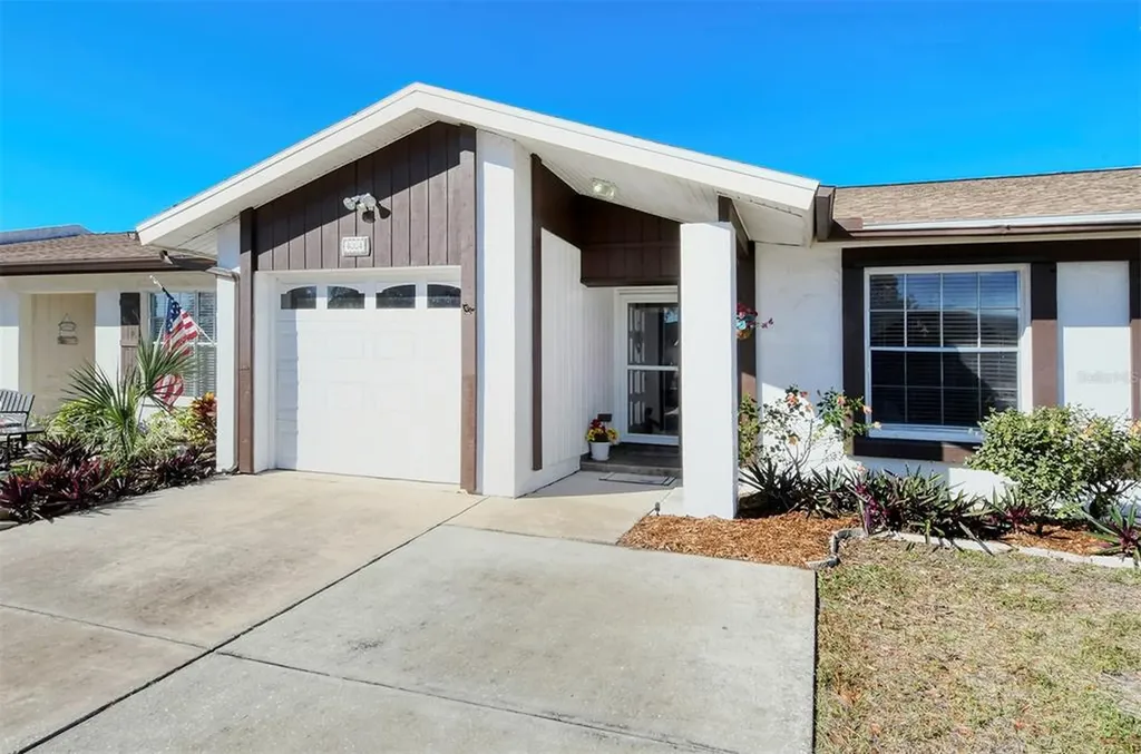 4004 40th Street W Bradenton FL 34205