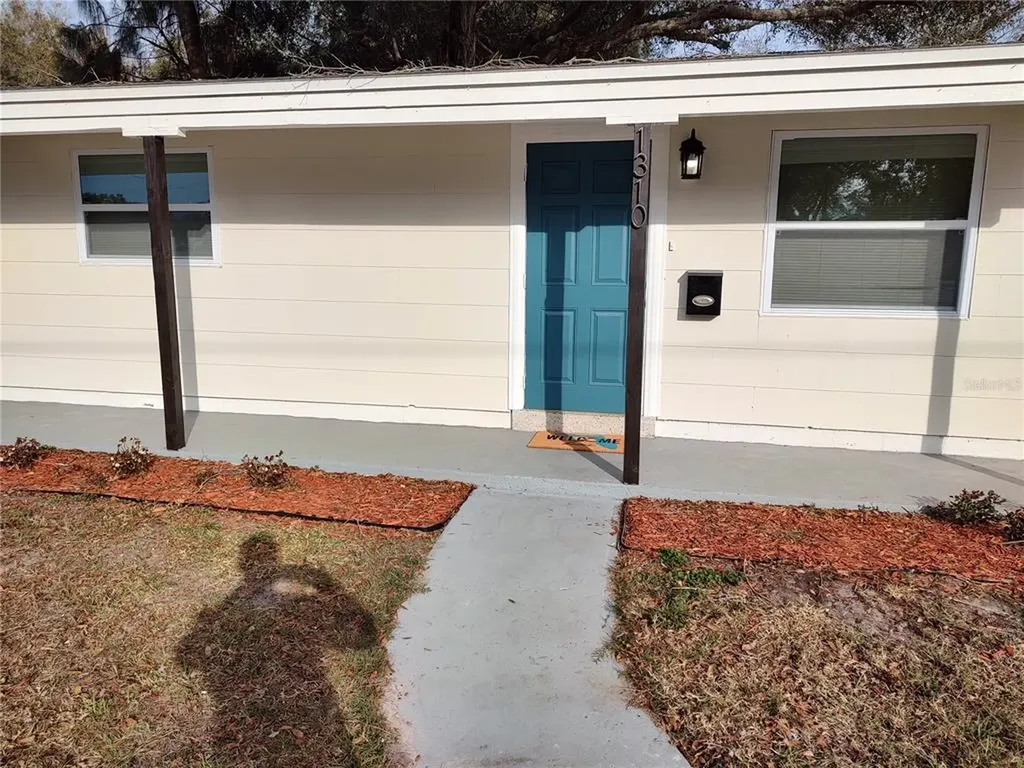 1310 43rd Street S St Petersburg FL 33711