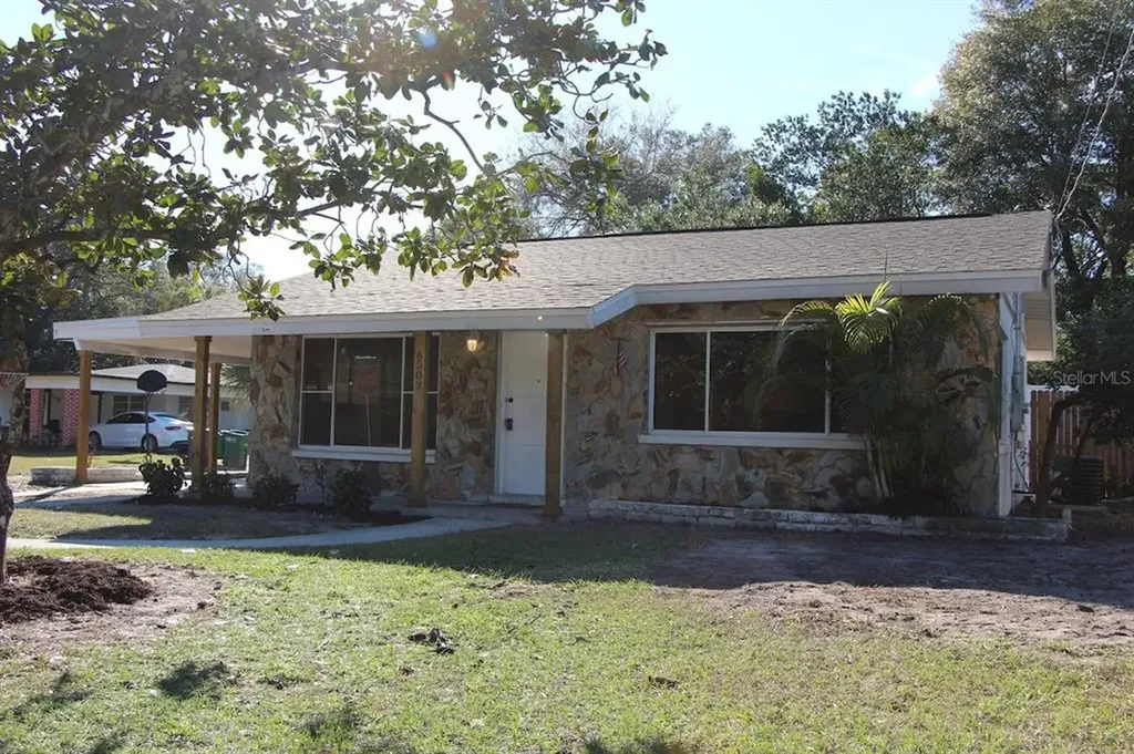 6502 N 21st Street Tampa FL 33610