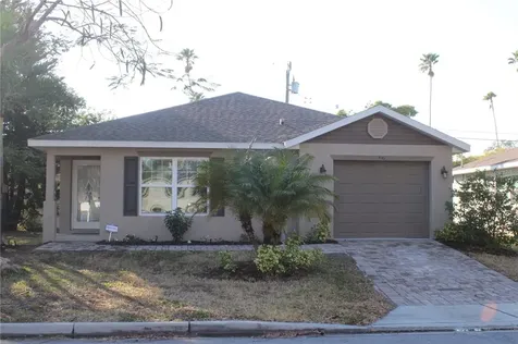 816 33rd Street W Bradenton FL 34205