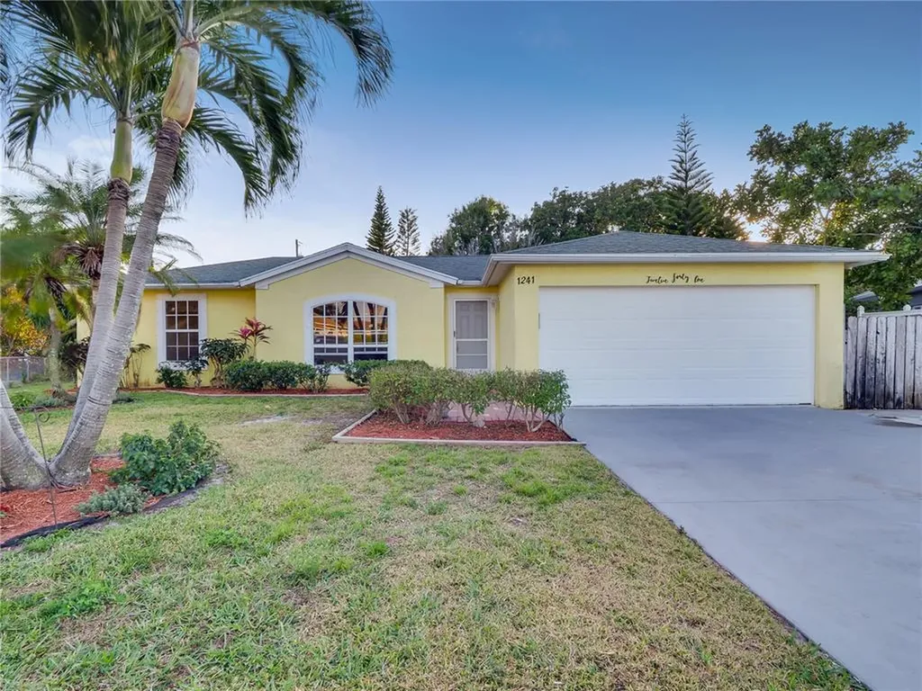 1241 Bonefish Court Fort Pierce FL 34949