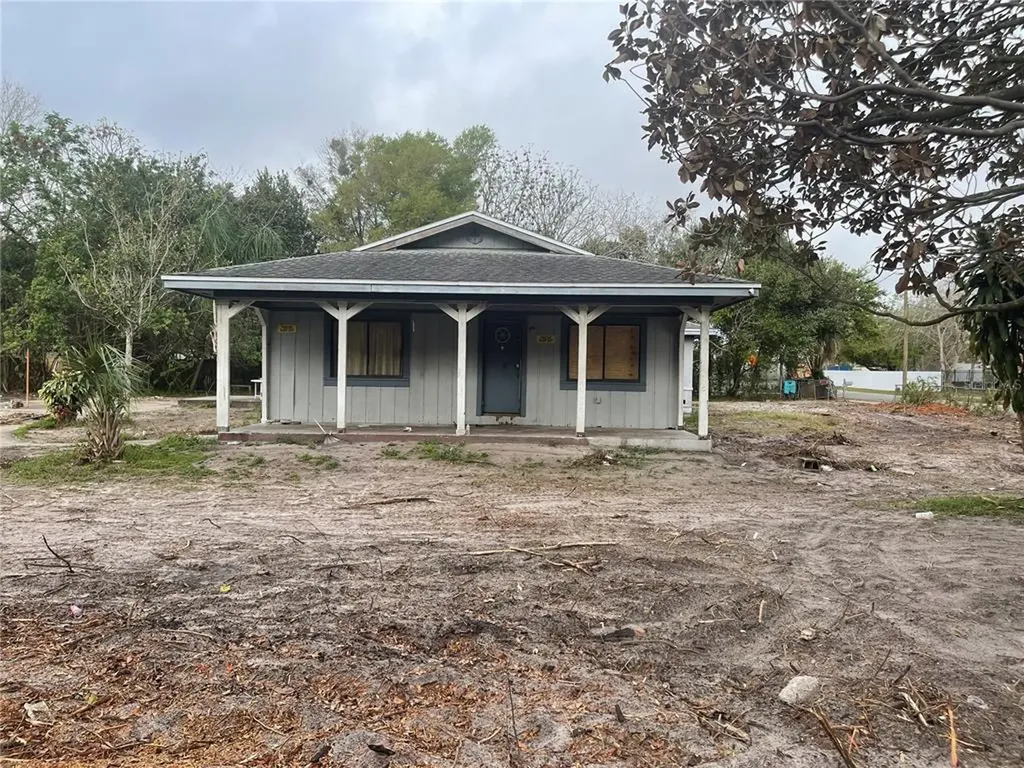 1712 Regan Avenue Orlando FL 32807