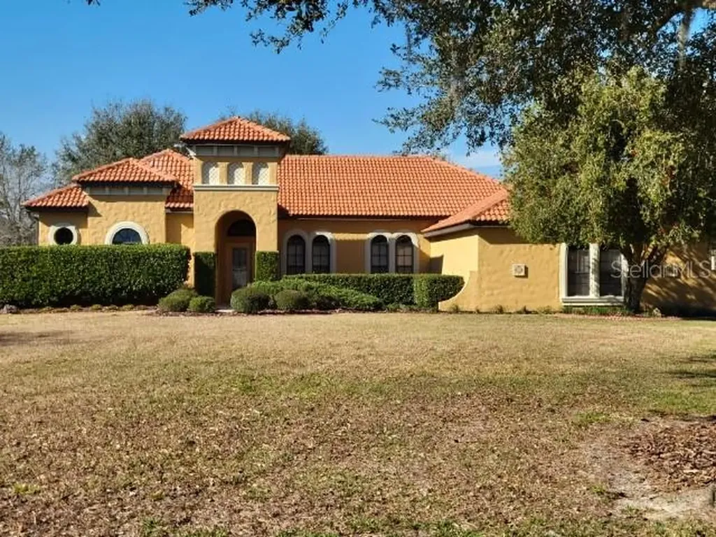 24249 Weldon Drive Eustis FL 32736