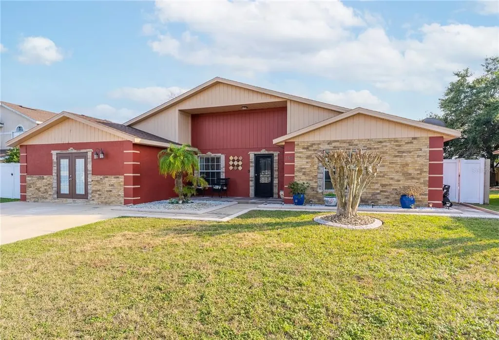 152 Guadalajara Drive Kissimmee FL 34743