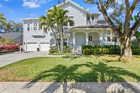 650 Geneva Place Tampa FL 33606