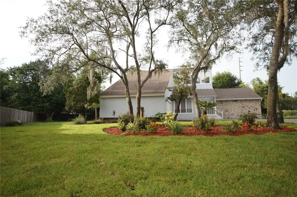 8909 Turnberry Court Orlando FL 32819