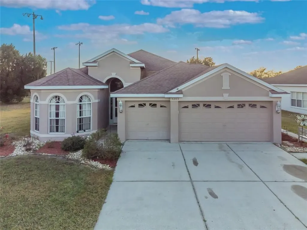 3205 Coconut Grove Road Land O Lakes FL 34639