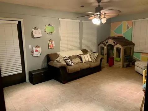 3189 Saint James Avenue Deltona FL 32738