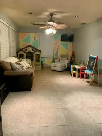 3189 Saint James Avenue Deltona FL 32738
