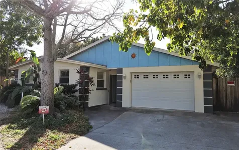 5816 16th Street W Bradenton FL 34207