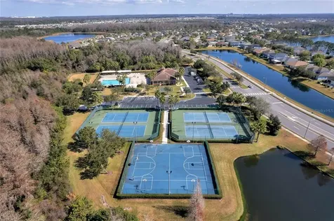 1907 Hailsham Court Orlando FL 32824