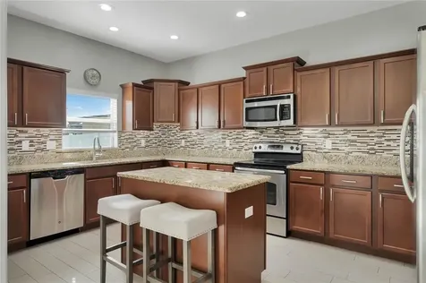 1907 Hailsham Court Orlando FL 32824