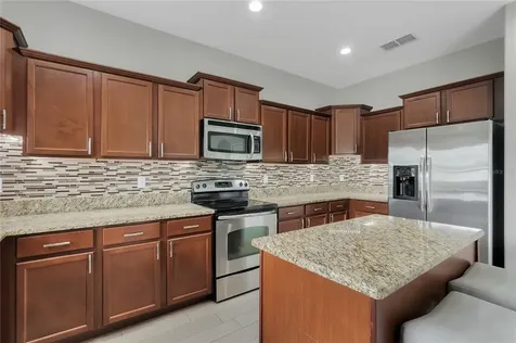 1907 Hailsham Court Orlando FL 32824