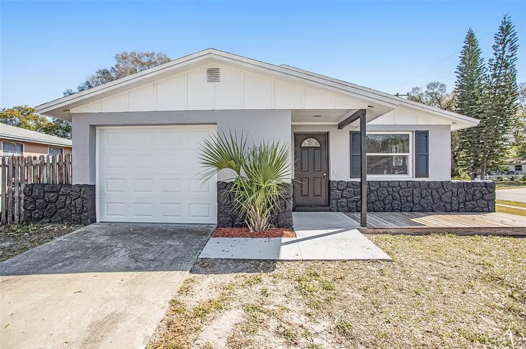 11503 Leisure Lane E Largo FL 33773